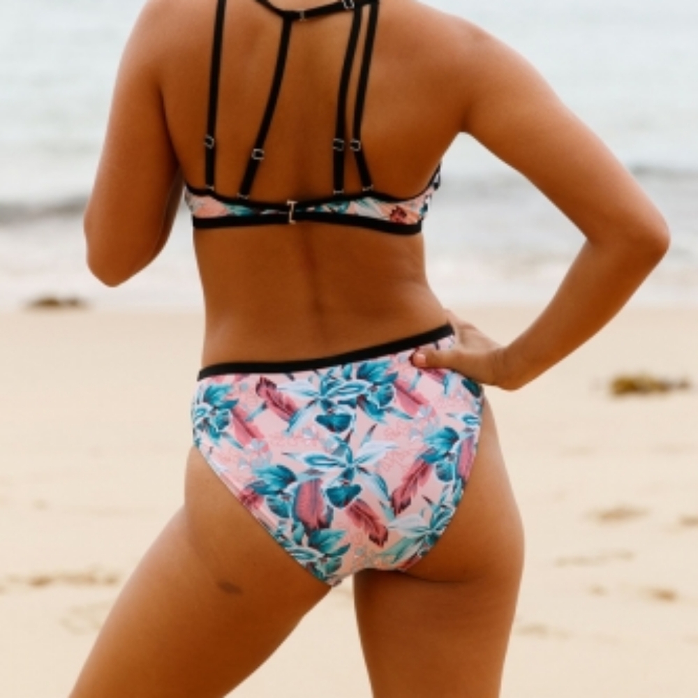 Swimsuits - Picture 2 of 2